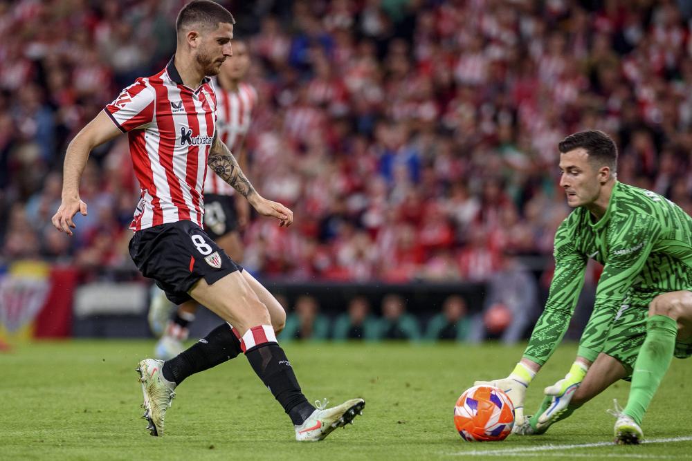 足球球员伤病更新，影响赛季表现